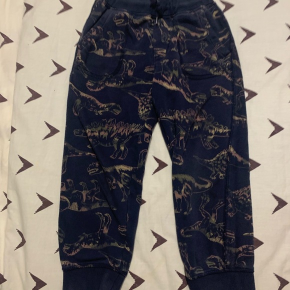 Dinosaur boys lot 6 pieces size 4 - Picture 7 of 9